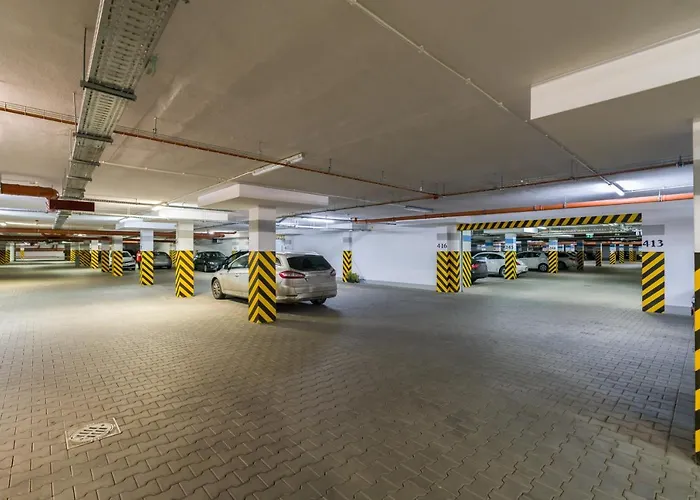 Wilczak Apartment With Free Garage Poznan By Noclegi Renters