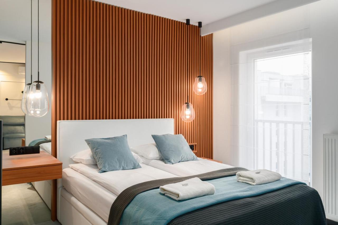 Wilczak With Free Garage By Renters Apartment Poznan